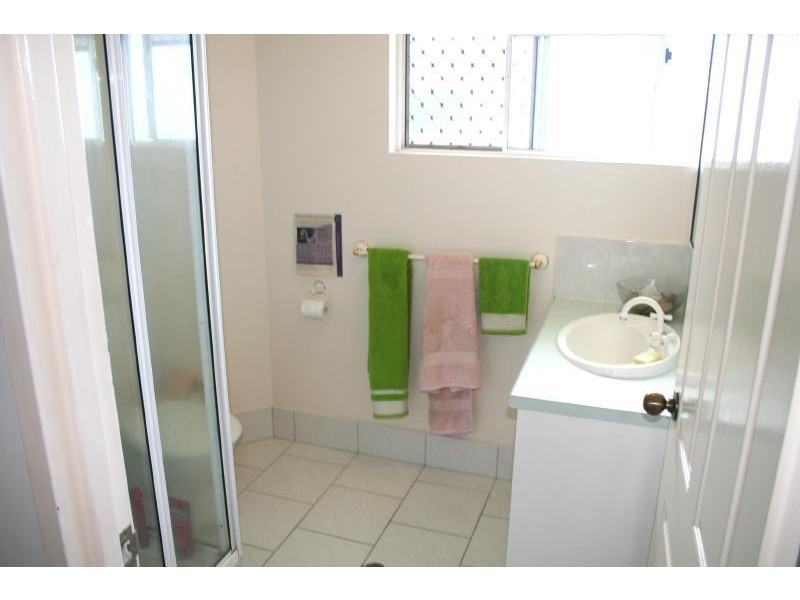 15/77 Pease Street, Manoora QLD 4870