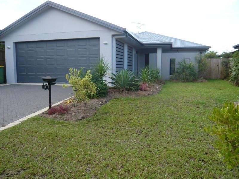 8 Venice Close, Kewarra Beach QLD 4879