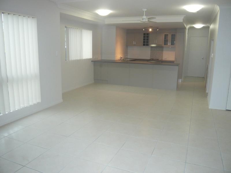 21/40 Intake Road, Redlynch QLD 4870