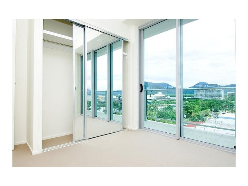 99-105 The Esplanade, Cairns City QLD 4870