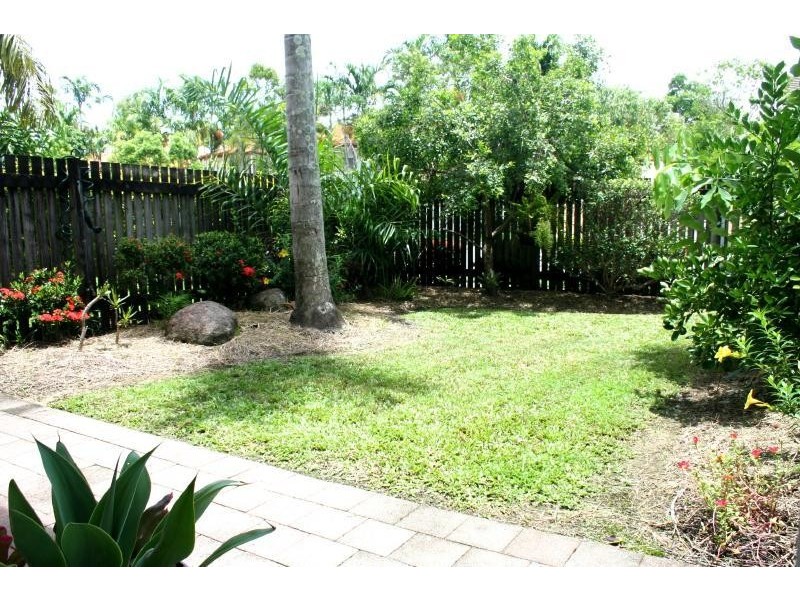 10/1 Grantala Street, Manoora QLD 4870