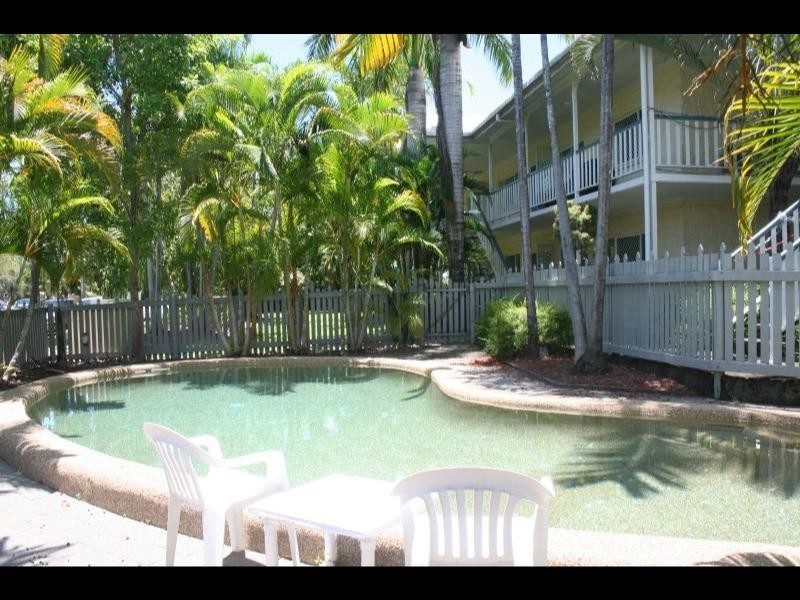 2/13 Springfield Crescent, Manoora QLD 4870