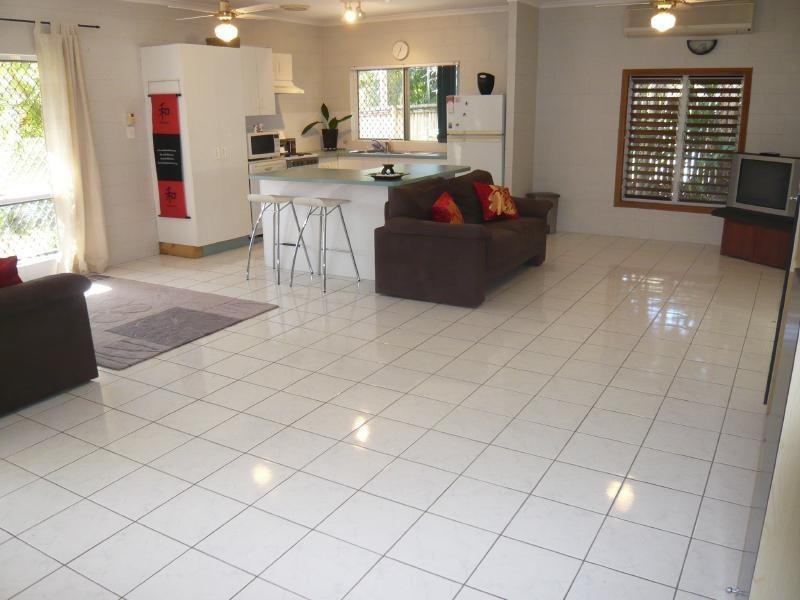 43 Albatross St, Kewarra Beach QLD 4879