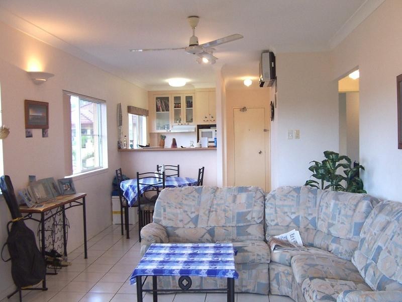 9/7 Gelling Street, Cairns North QLD 4870