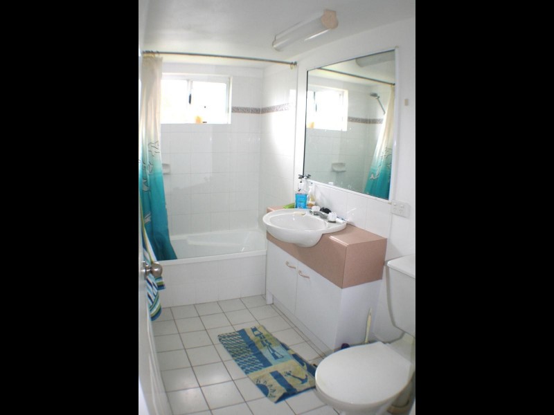 9/7 Gelling Street, Cairns North QLD 4870