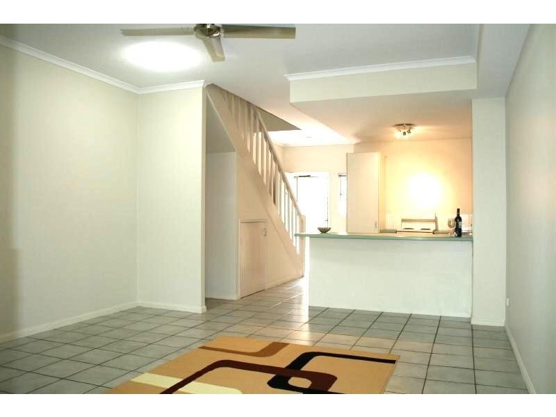 13/38 Springfield Crescent, Manoora QLD 4870