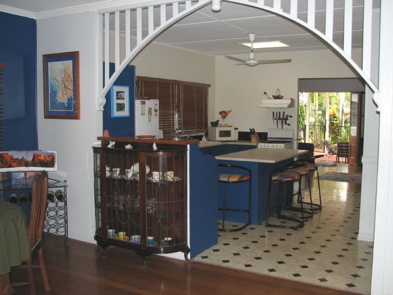 8 Fulton Close, Whitfield QLD 4870