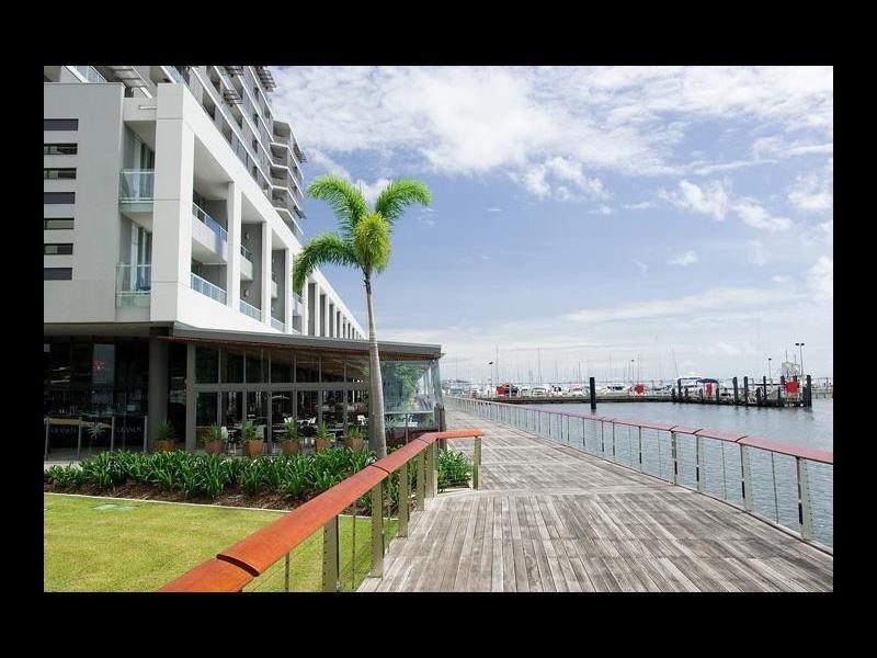 63/1 Marlin Parade, Harbour Lights, Cairns City QLD 4870