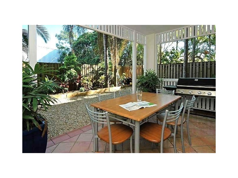 2/8 Clare Street, Parramatta Park QLD 4870
