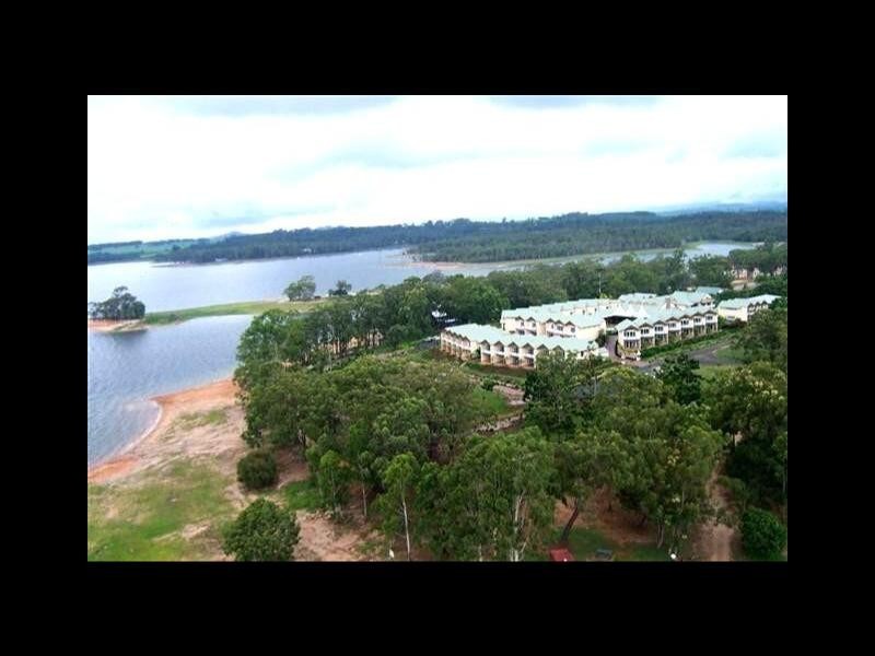 Lot 28 Tinaroo Lakes Resort, Barron Street, Tinaroo QLD 4872
