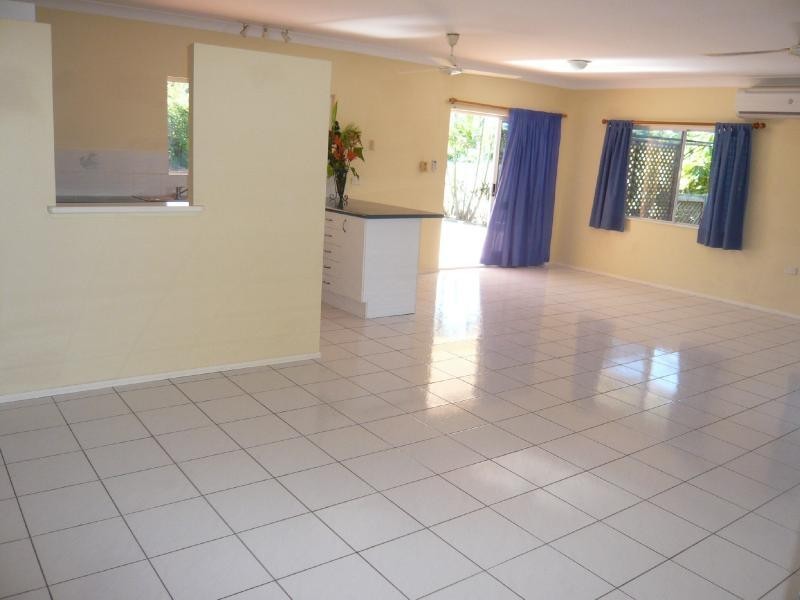 30 Albatross Street, Kewarra Beach QLD 4879