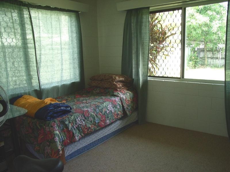 Westcourt QLD 4870