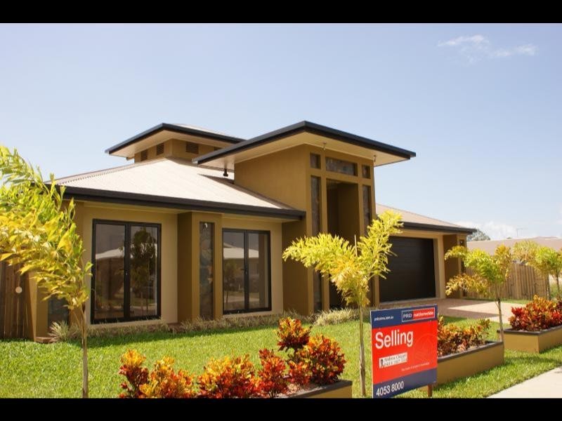 5 Chystanthus Street, Trinity Park QLD 4879