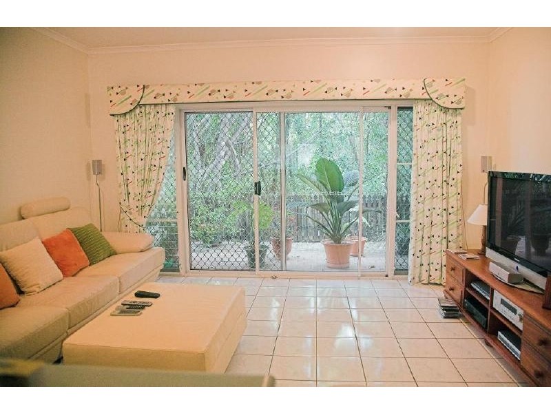 42/201 Mayers Street, Manoora QLD 4870