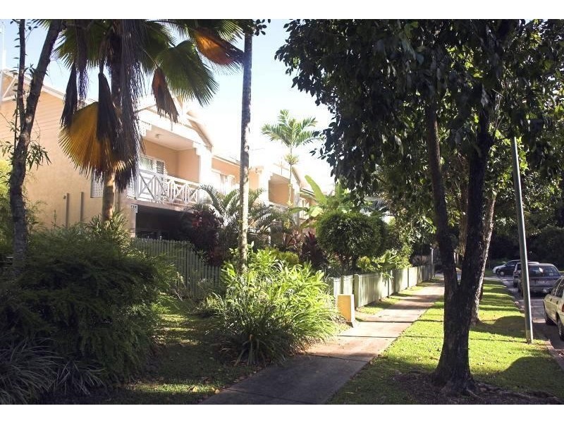 42/201 Mayers Street, Manoora QLD 4870