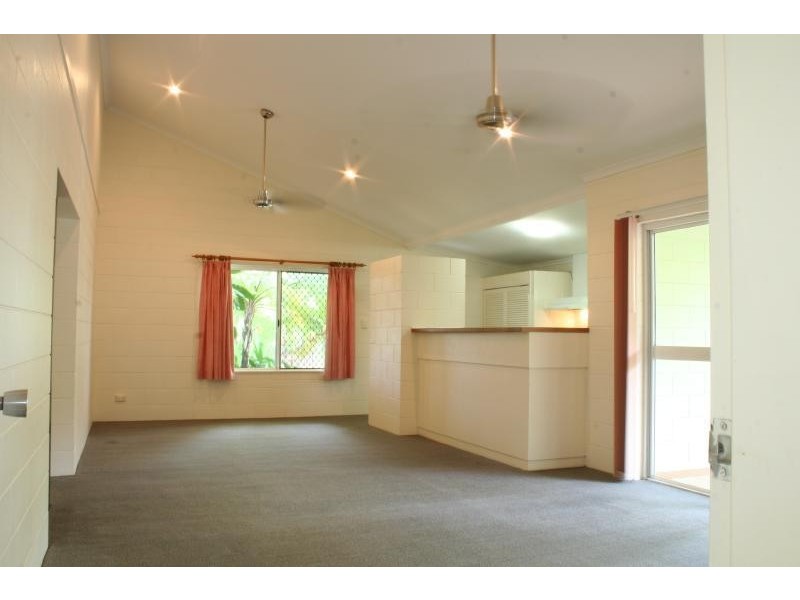 5/5-6 Seary Close, Whitfield QLD 4870