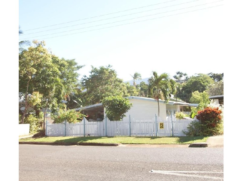 209 Jensen Street, Whitfield QLD 4870