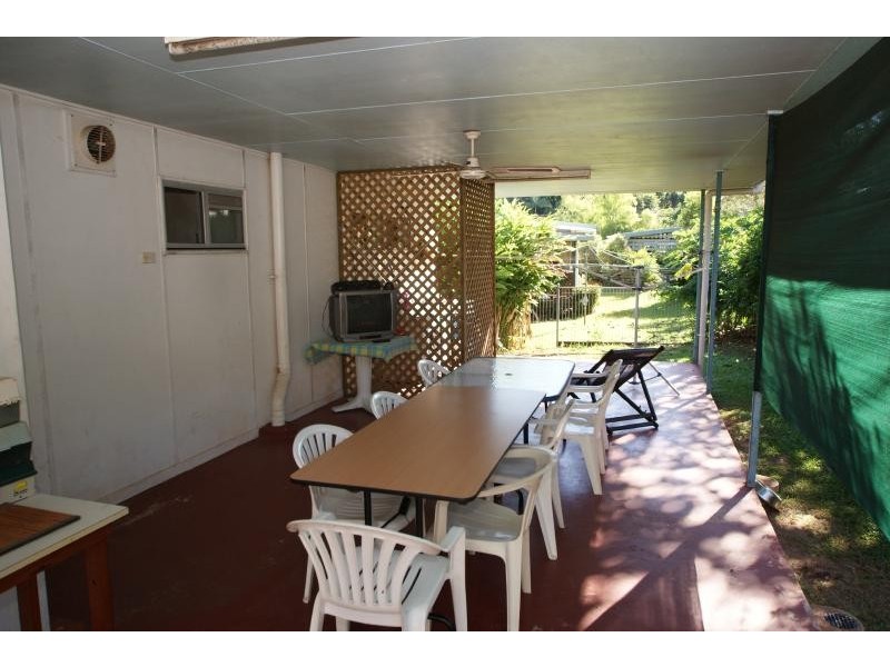 209 Jensen Street, Whitfield QLD 4870