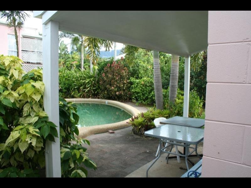 4/13 Balaclava Road, Earlville QLD 4870