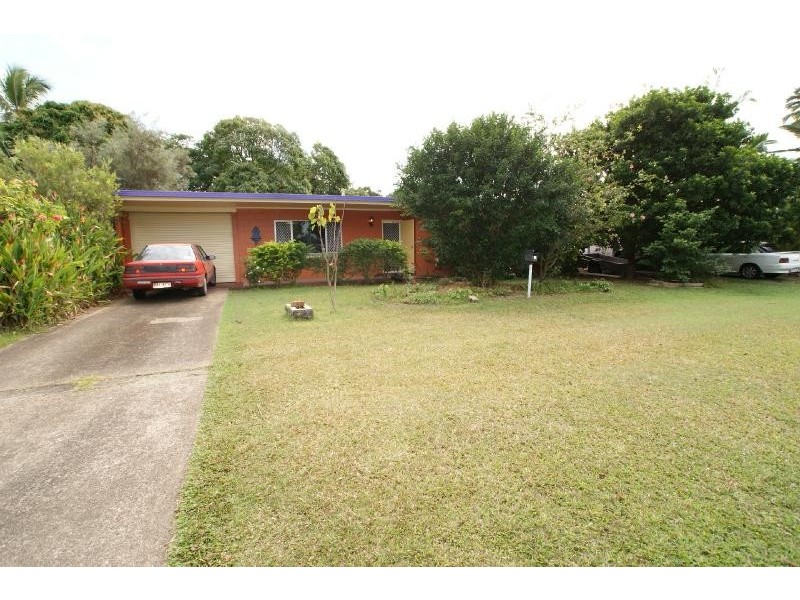 5 Varese Street, Woree QLD 4868