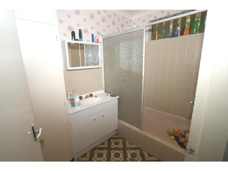 5 Varese Street, Woree QLD 4868
