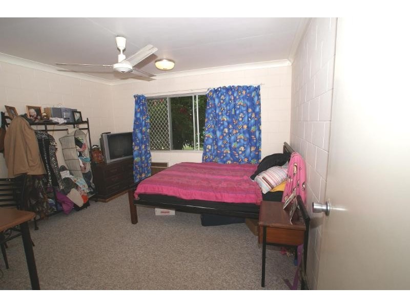5 Varese Street, Woree QLD 4868