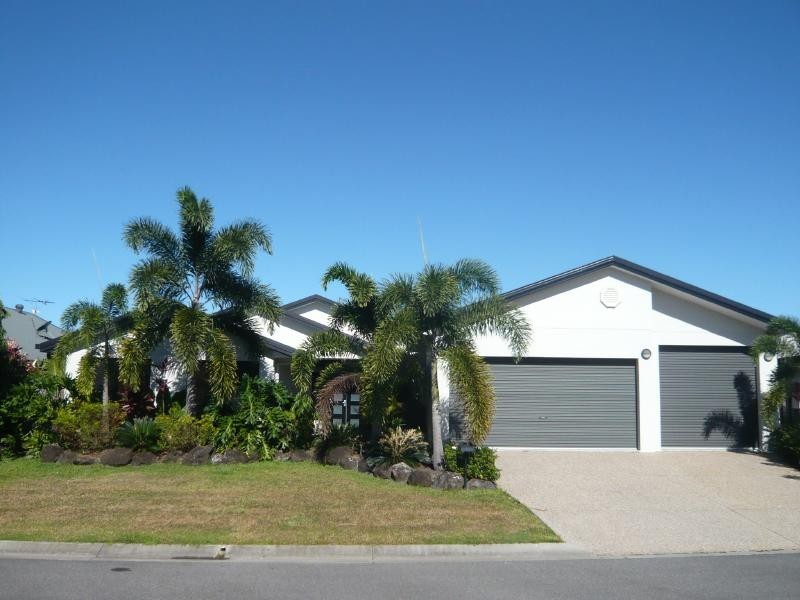 10 Warana Close, Kewarra Beach QLD 4879