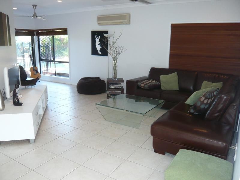 10 Warana Close, Kewarra Beach QLD 4879
