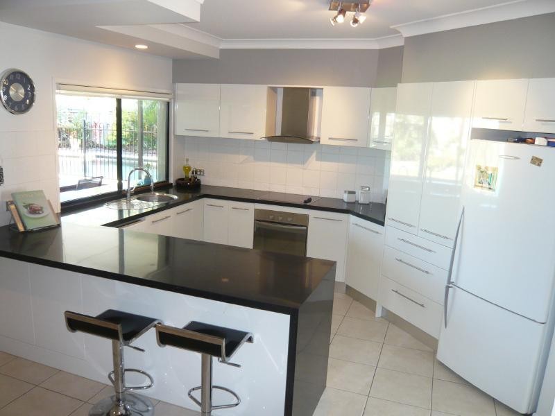 10 Warana Close, Kewarra Beach QLD 4879