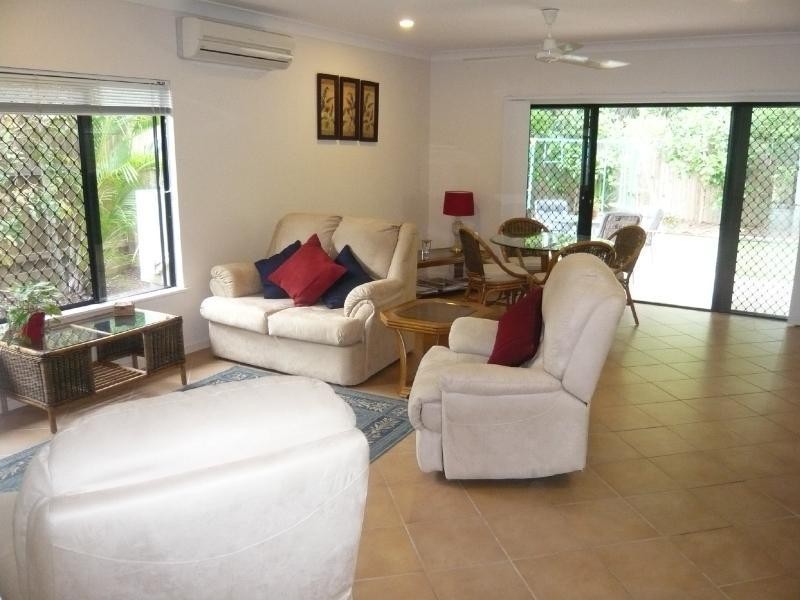 4 Howie Close, Kewarra Beach QLD 4879