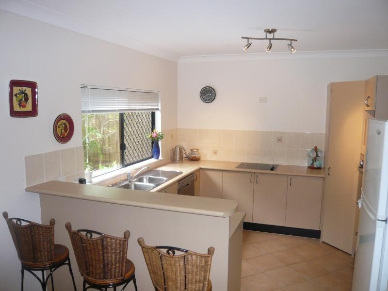 4 Howie Close, Kewarra Beach QLD 4879