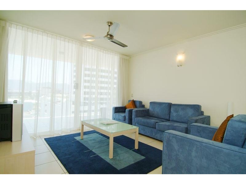 6 Lake Street, Cairns City QLD 4870