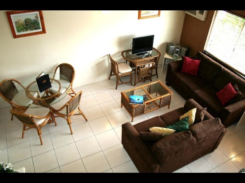 13/239 Lake Street, Cairns City QLD 4870