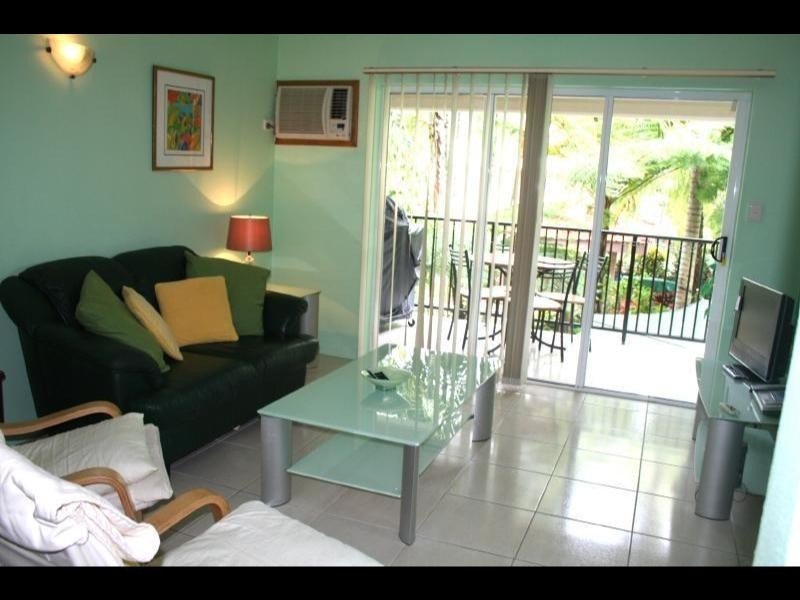 16/239 Lake Street, Cairns City QLD 4870
