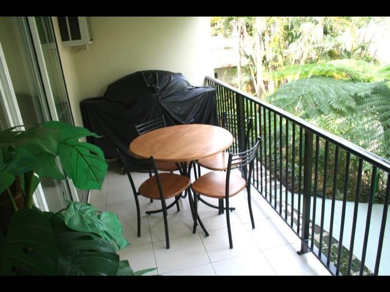 16/239 Lake Street, Cairns City QLD 4870