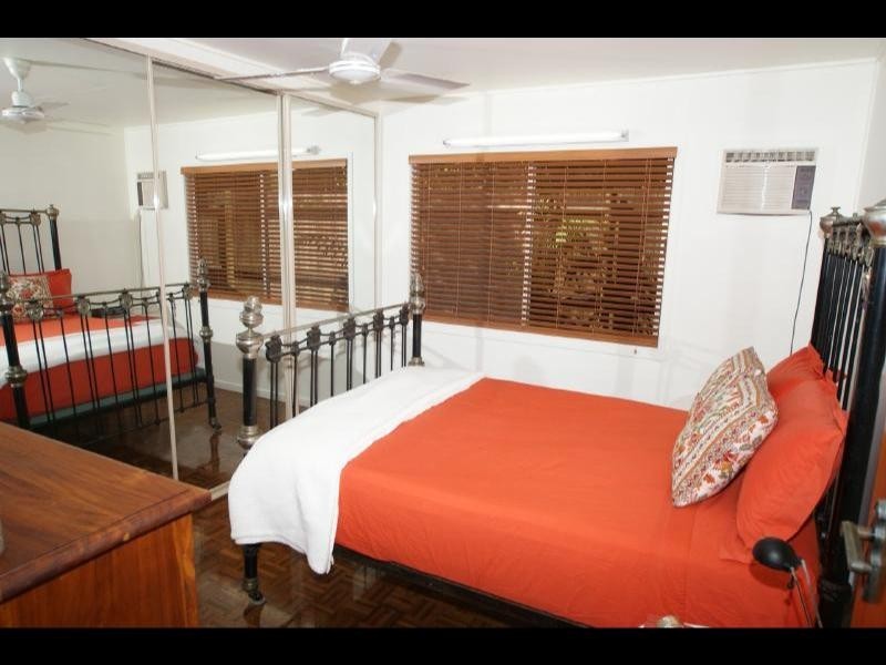 98 Marshall Street, Machans Beach QLD 4878