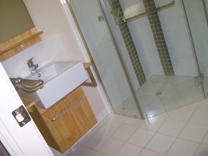 203/2-3 Centenary Close, Manunda QLD 4870