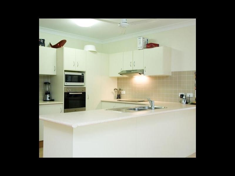 1 Keppel Place, Bentley Park QLD 4869