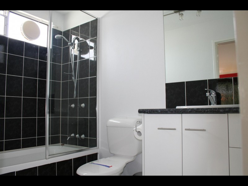 11/239 LAKE STREET, Cairns QLD 4870