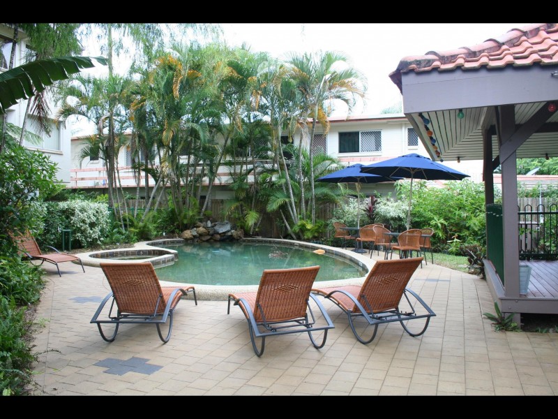 11/239 LAKE STREET, Cairns QLD 4870