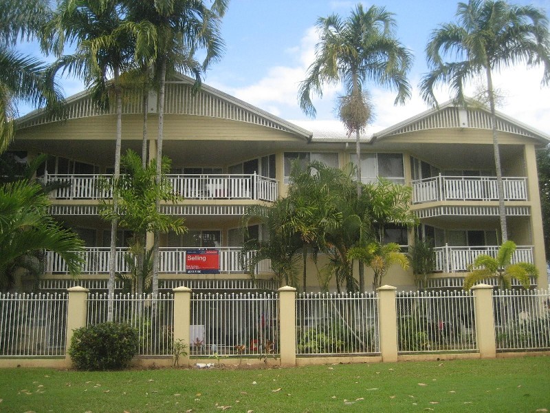 8/72 Kowinka Street, White Rock QLD 4868