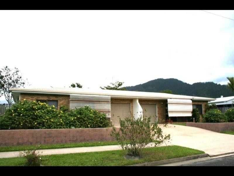 21-23 Brooks Street, Whitfield QLD 4870