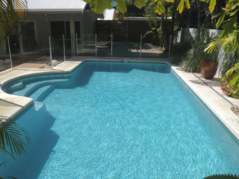 6 Miara Close, Kewarra Beach QLD 4879