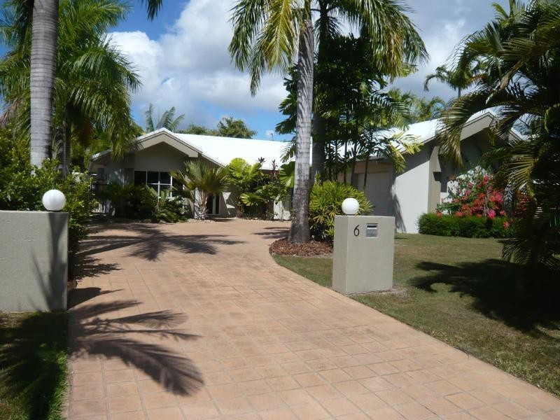 6 Miara Close, Kewarra Beach QLD 4879