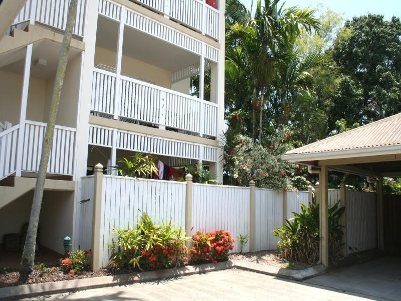 12/8 Clare Street, Parramatta Park QLD 4870