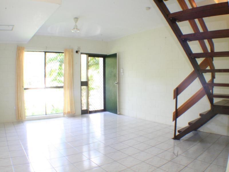 7/7 McPherson Close, Edge Hill QLD 4870