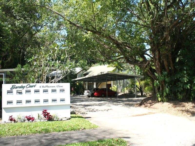 11/4 McPherson Close, Edge Hill QLD 4870