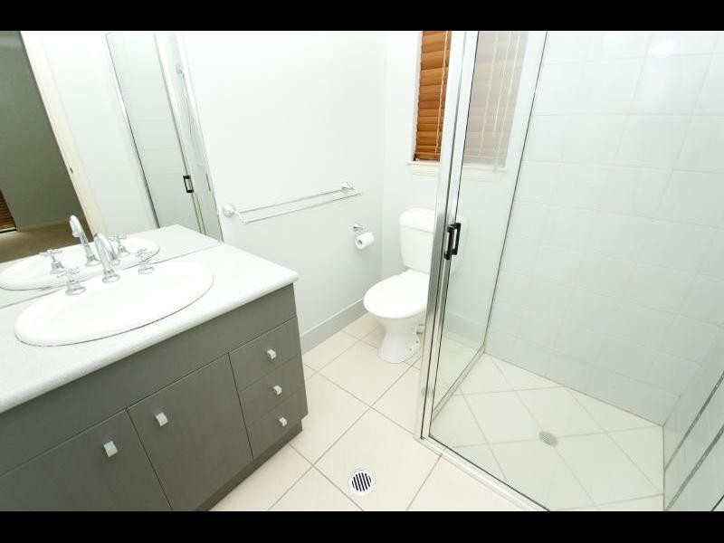 32 Messina Close, Kanimbla QLD 4870