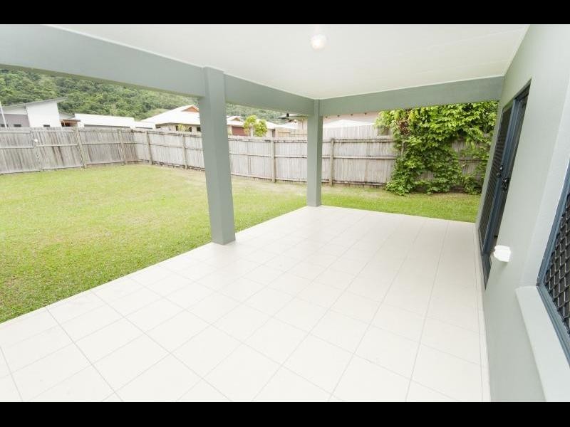 32 Messina Close, Kanimbla QLD 4870