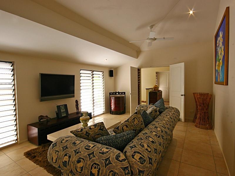 27/7 Tari Place, Trinity Beach QLD 4879